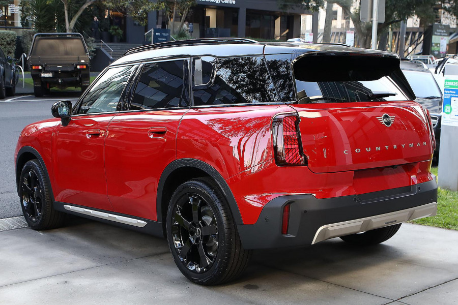 2026 MINI Countryman U25 C Favoured SUV