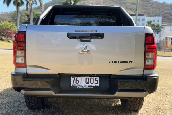 2026 Mitsubishi Triton MV Raider Ute Image 5