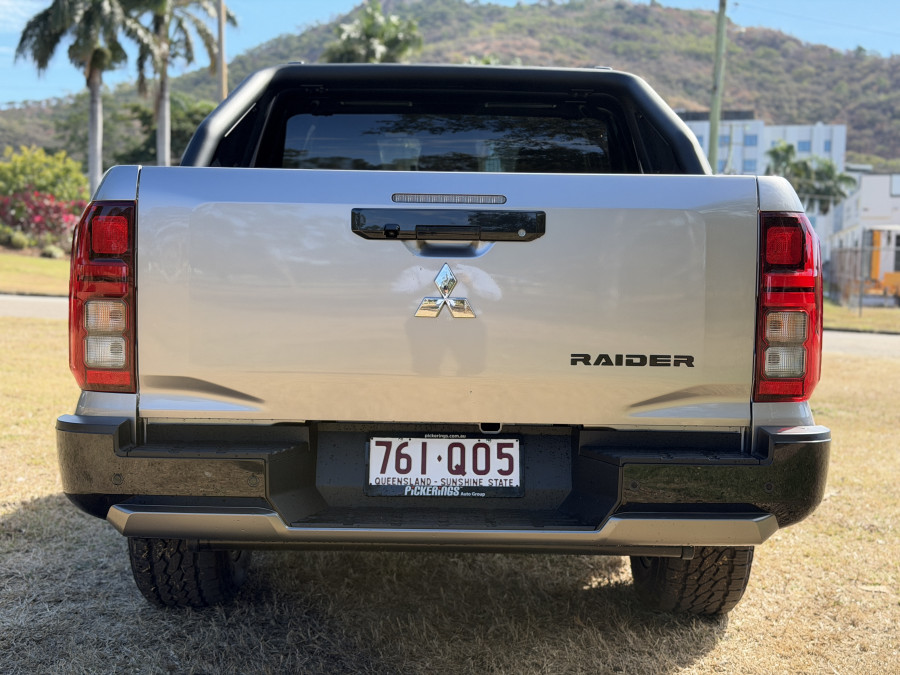 2026 Mitsubishi Triton MV Raider Ute Image 5