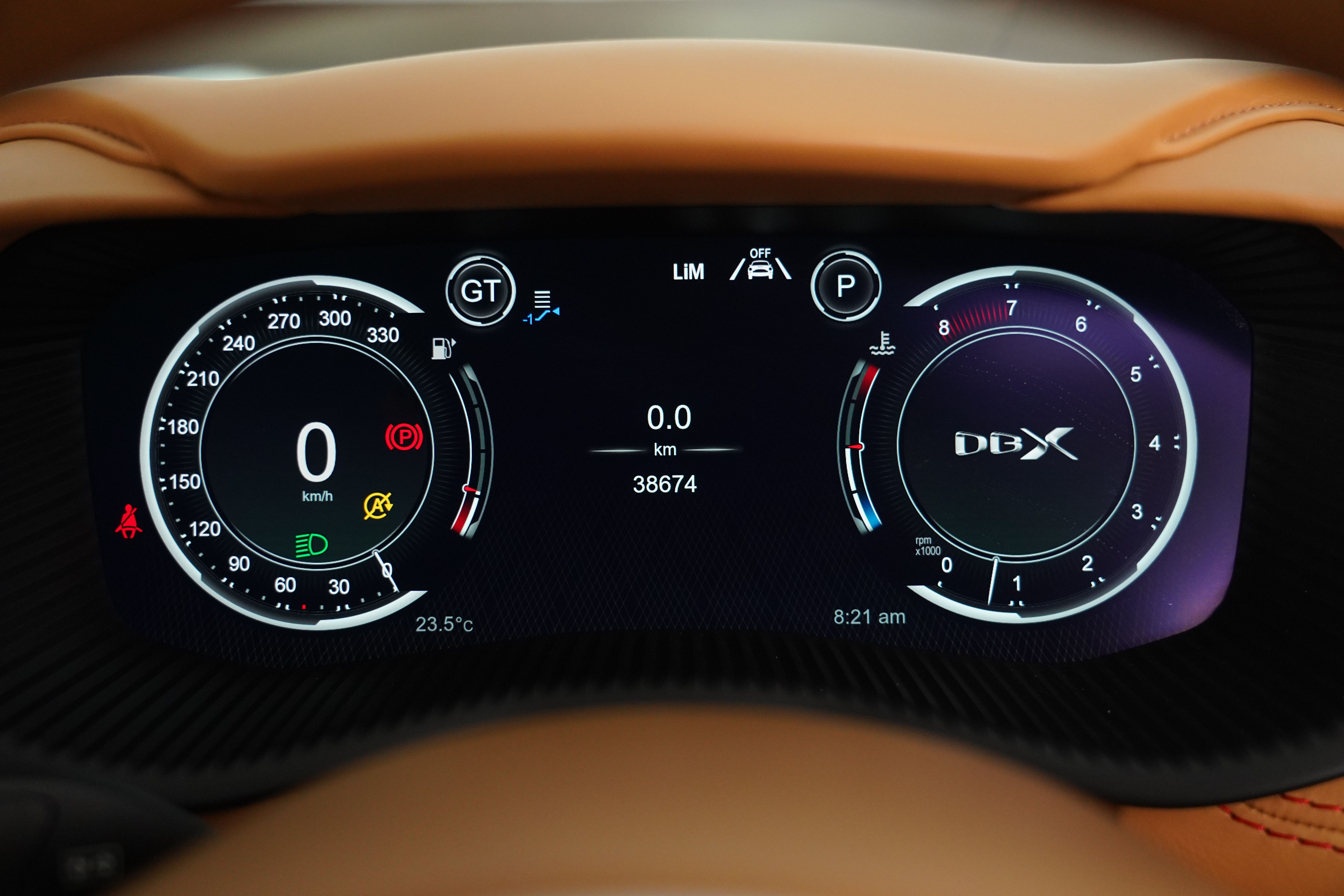 2021 Aston Martin DBX 1913 Edition SUV Image 36
