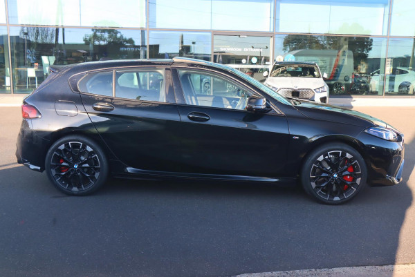 2024 BMW 1 Series F70 M135 xDrive Hatch image 5