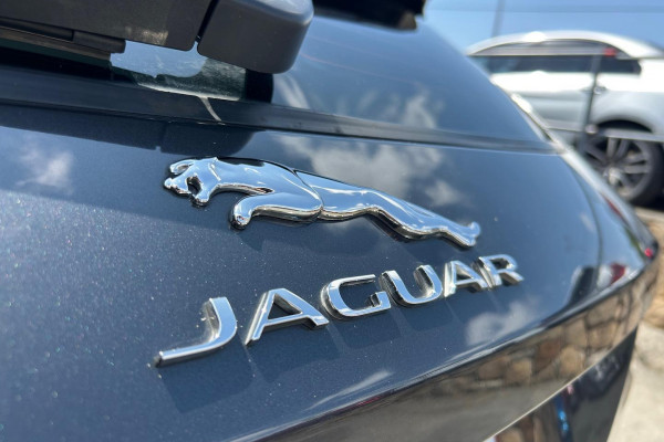 2016 MY17 Jaguar F-PACE X761 20d R-Sport SUV Image 30