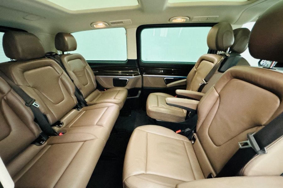 2021 Mercedes-Benz V-Class 447 V250 d Avantgarde People Mover Image 17