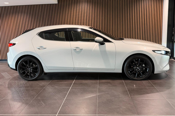 2025 Mazda 3 BP Series G25 Astina Hatch Image 5