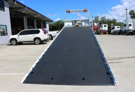 2018 Fuso Fighter 2427 MANUAL TILT TOW TOW + TILT 2427 Tow and tilt