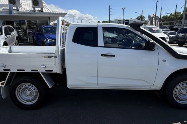 2022 Isuzu D-MAX RG SX Cab Chassis Image 10
