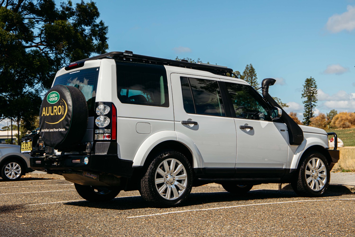 2015 Land Rover Discovery TDV6 Wagon Image 15