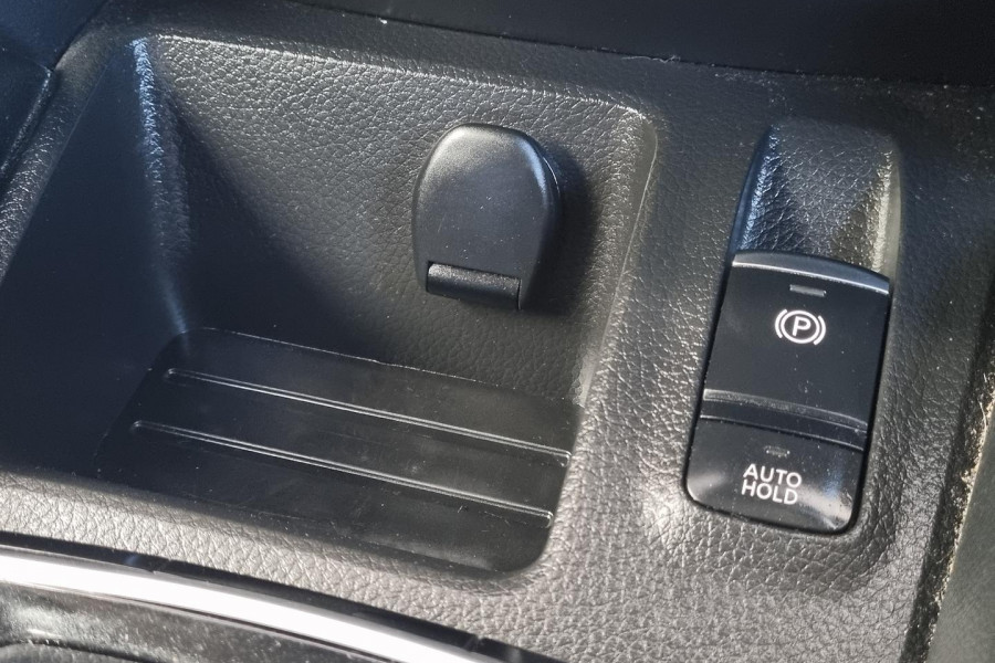 2018 Nissan QASHQAI J11 Series 2 ST-L SUV Image 31