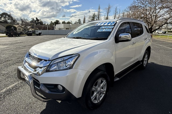 2016 MY15.5 Isuzu MU-X LS-T SUV Image 7