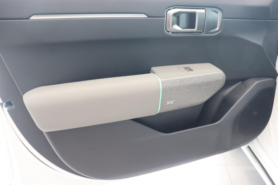 2025 MY26 Kia EV4  Air Standard Range Sedan Image 16