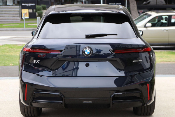 2025 BMW iX I20 xDrive45 M Sport SUV image 4