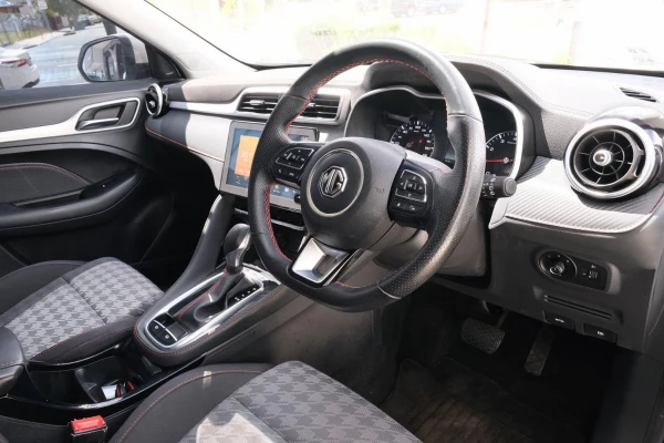 2022 MG ZST S13 Core SUV Image 7