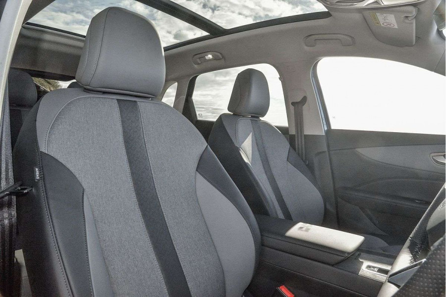 2025 MG MGS5 EV ZS3EM Essence 62 SUV Image 35