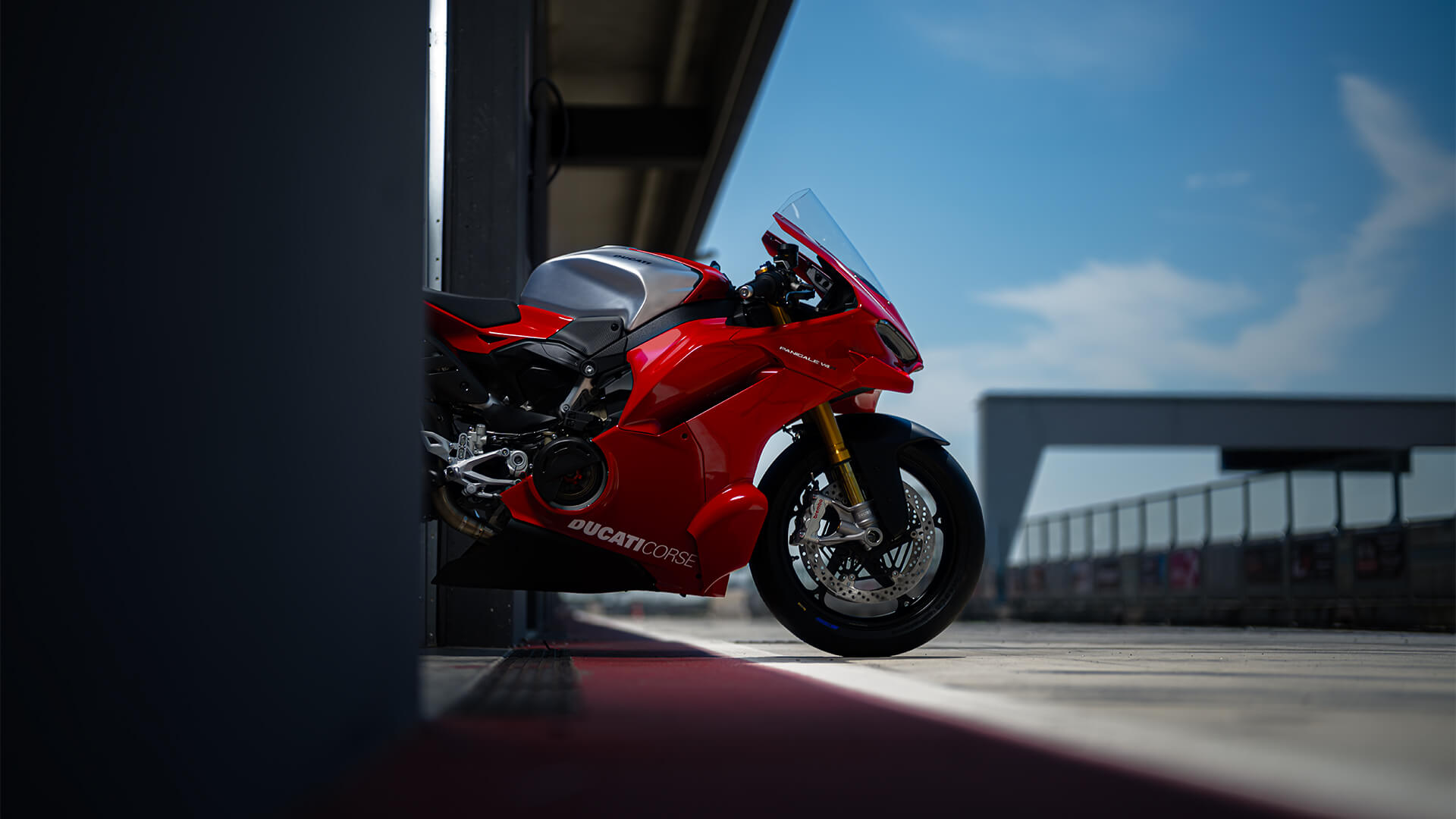New Ducati Panigale V4 R Image