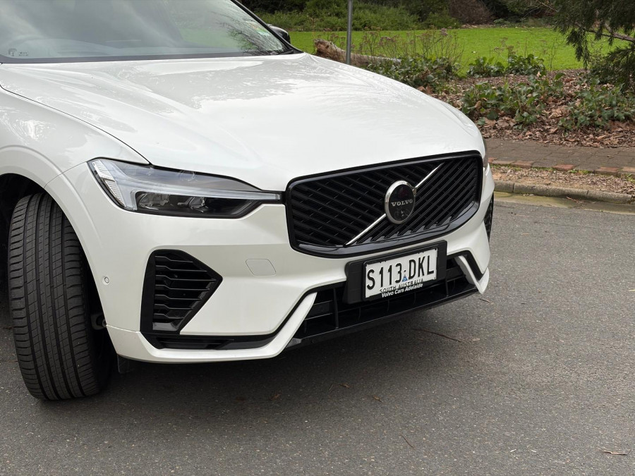 2025 Volvo XC60 UZ Plus T8 Plug-in Hybrid SUV Image 6