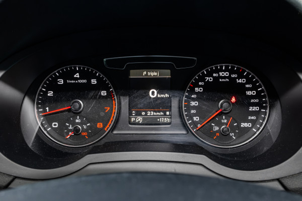 2015 MY16 Audi Q3 8U TFSI SUV image 13