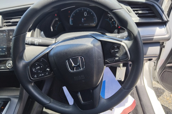 2019 Honda Civic 10th Gen VTi Hatch Image 10