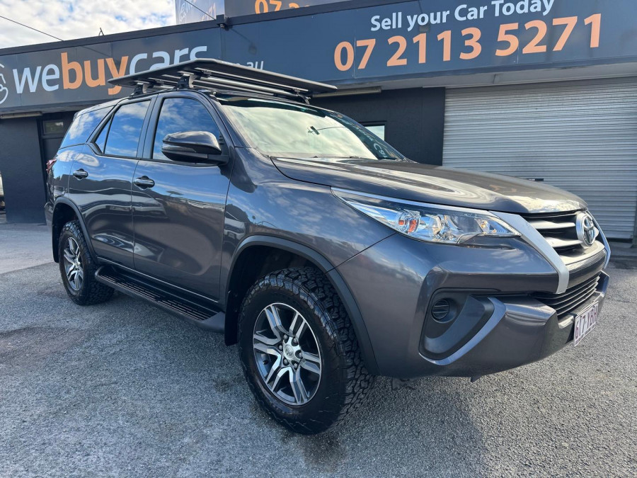 2018 Toyota Fortuner GUN156R GX SUV Image 3