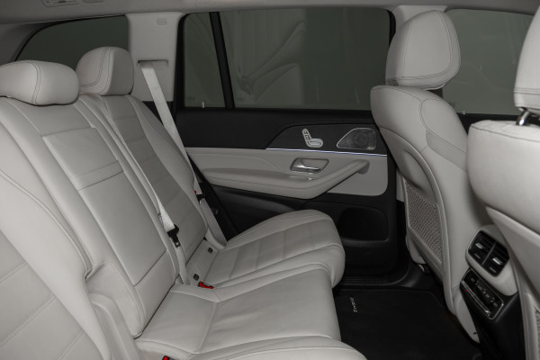2022 Mercedes-Benz GLS-Class GLS400 d SUV Image 3