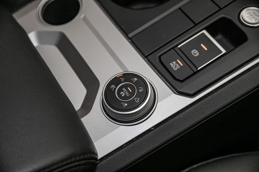 2022 Volkswagen Touareg CR 170TDI SUV Image 25