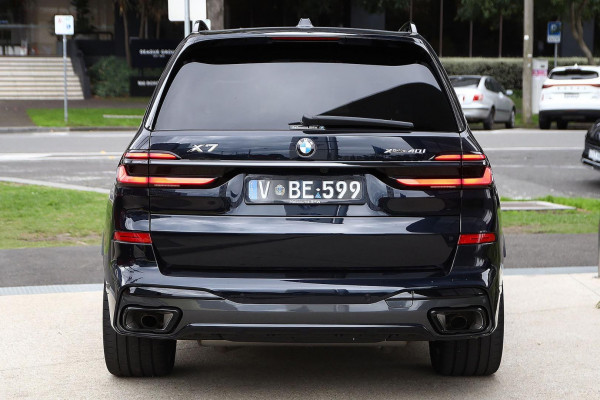 2026 BMW X7 G07 LCI xDrive40i M Sport SUV image 4