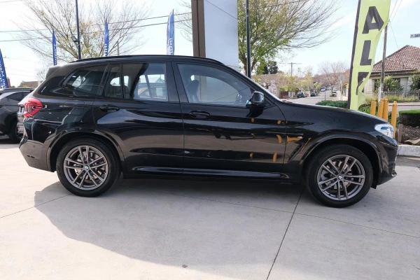 2021 BMW X3 G01 xDrive20d SUV Image 5