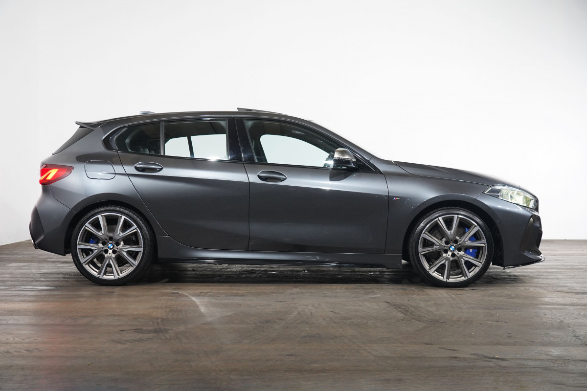 2019 BMW 1 M135i Xdrive Hatch Image 4