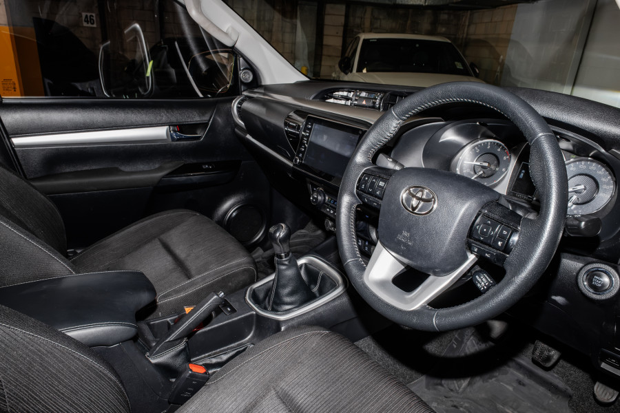 2022 Toyota HiLux GUN126R SR5 Ute