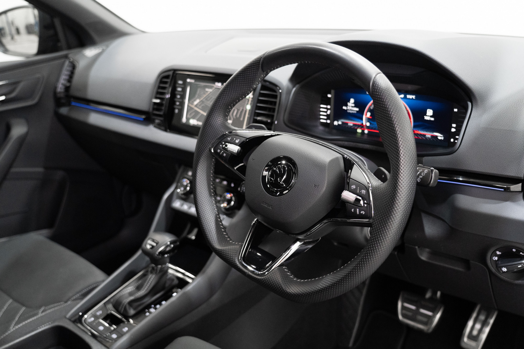 2024 Skoda Karoq Sportline (4x4) 140tsi SUV Image 8