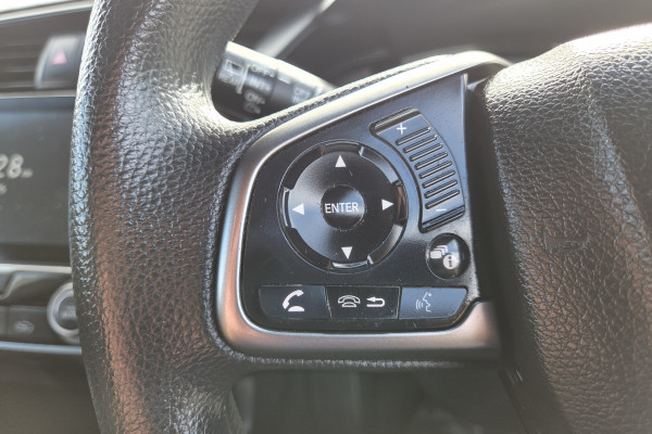 2018 Honda Civic 10th Gen VTi Hatch Image 11