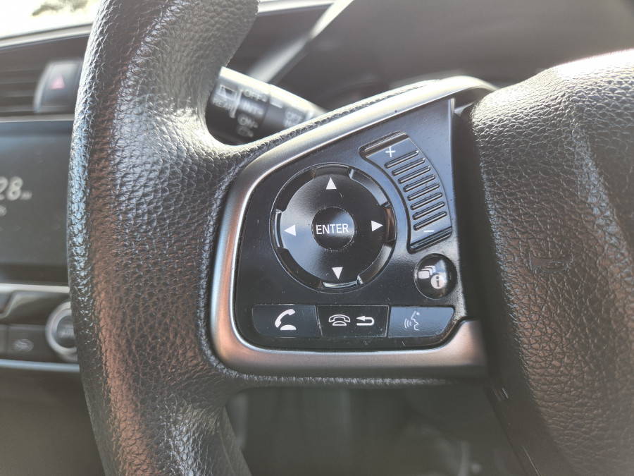 2018 Honda Civic 10th Gen VTi Hatch Image 11