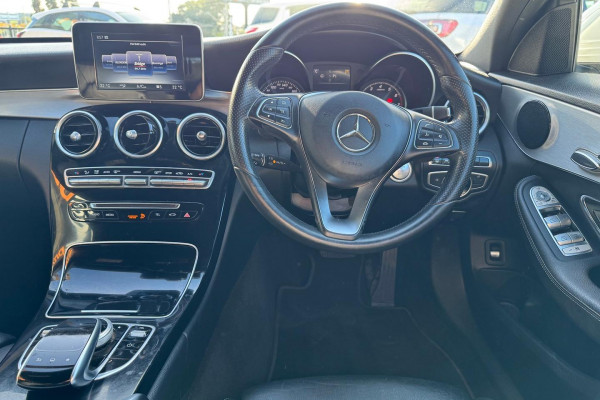 2016 Mercedes-Benz C-Class W205 C250 Sedan Image 11