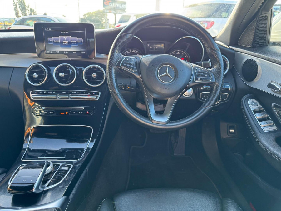2016 Mercedes-Benz C-Class W205 C250 Sedan Image 11
