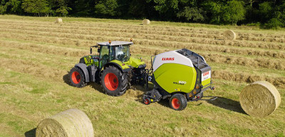 New CLAAS ROLLANT 620 