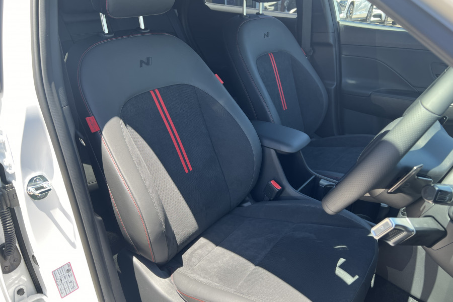 2025 Hyundai KONA SX2.V2 Hybrid Premium N Line SUV Image 11