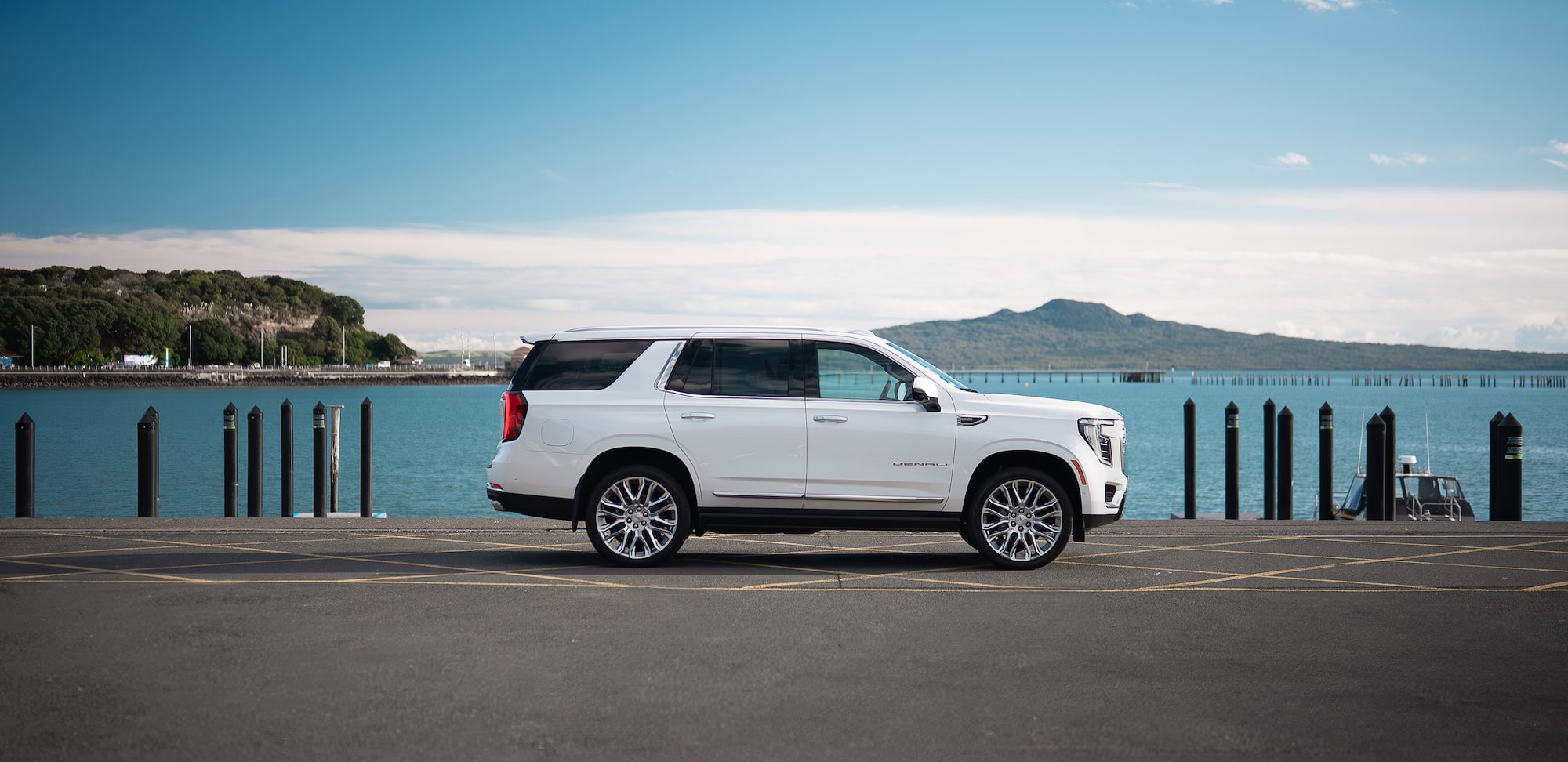 2025 GMC YUKON DENALI Image