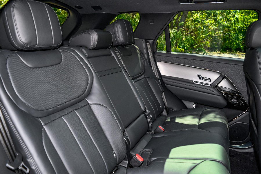 2025 Land Rover Range Rover Sport L461 D300 Dynamic SE SUV