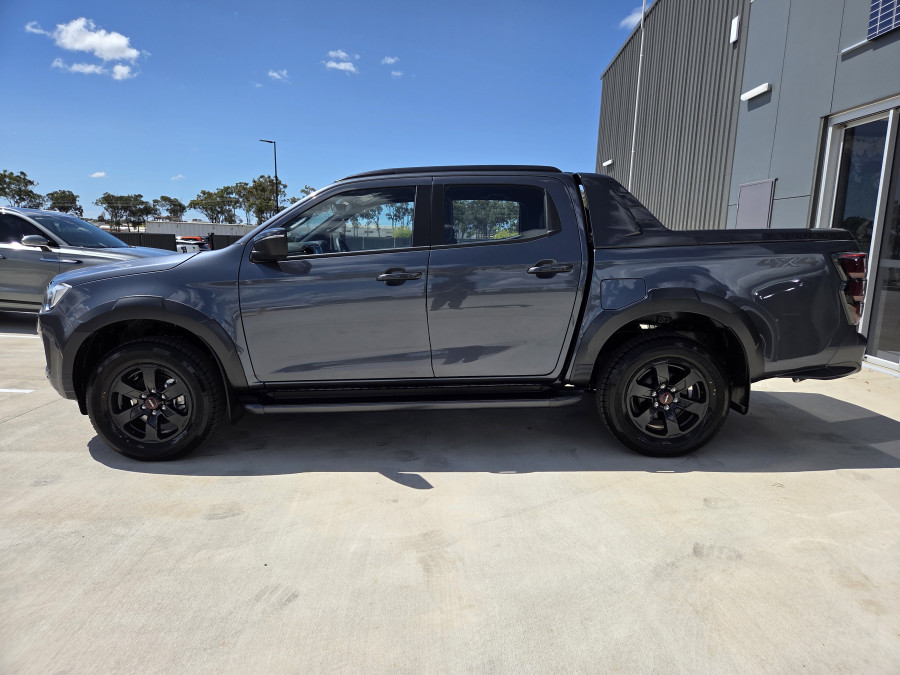 2026 Isuzu D-MAX RG X-TERRAIN Ute Image 6