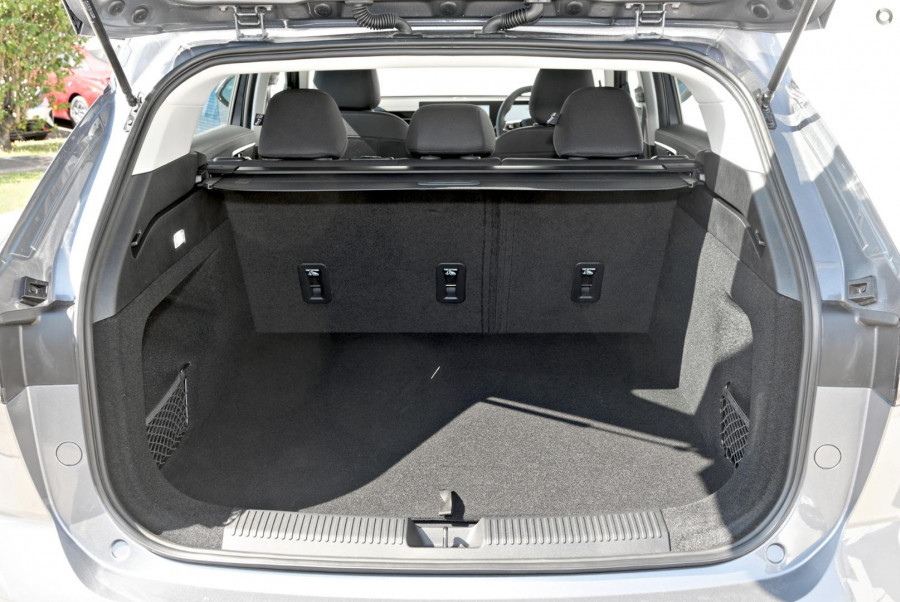 2024 MY24.5 MG HS AS33 Vibe SUV Image 6