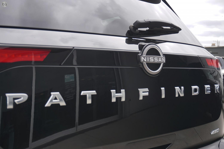 2024 Nissan Pathfinder R53 Ti-L SUV Image 9