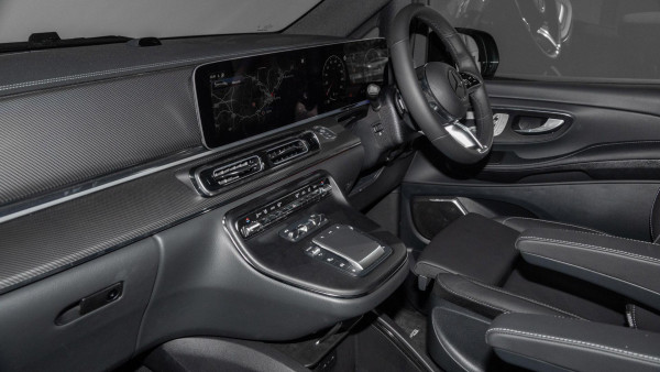 2025 Mercedes-Benz V-Class 447 V300 AMG People Mover image 8