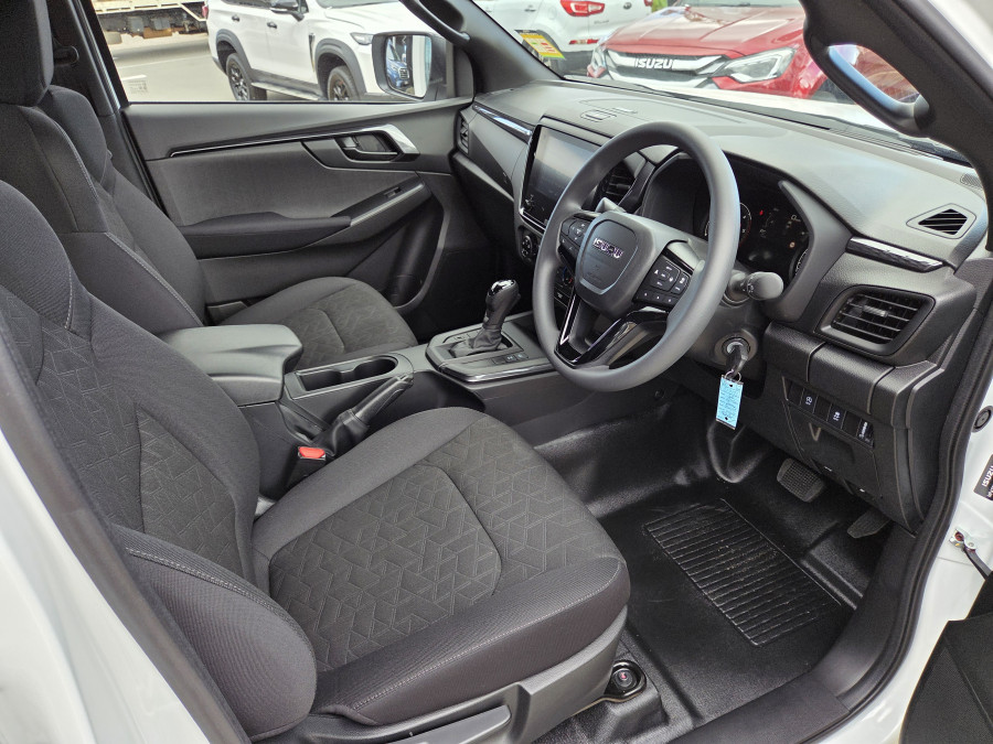 2026 Isuzu D-MAX RG X-RIDER Ute Image 9