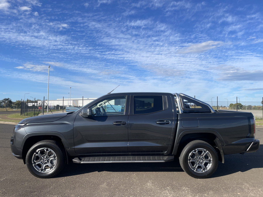 2025 MY26 Nissan Navara D27 ST-X Ute Image 4