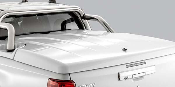<img src="Hard Tonneau Cover - 3 Piece