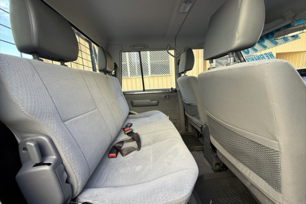 2022 Toyota LandCruiser VDJ79R GXL Cab Chassis Image 11