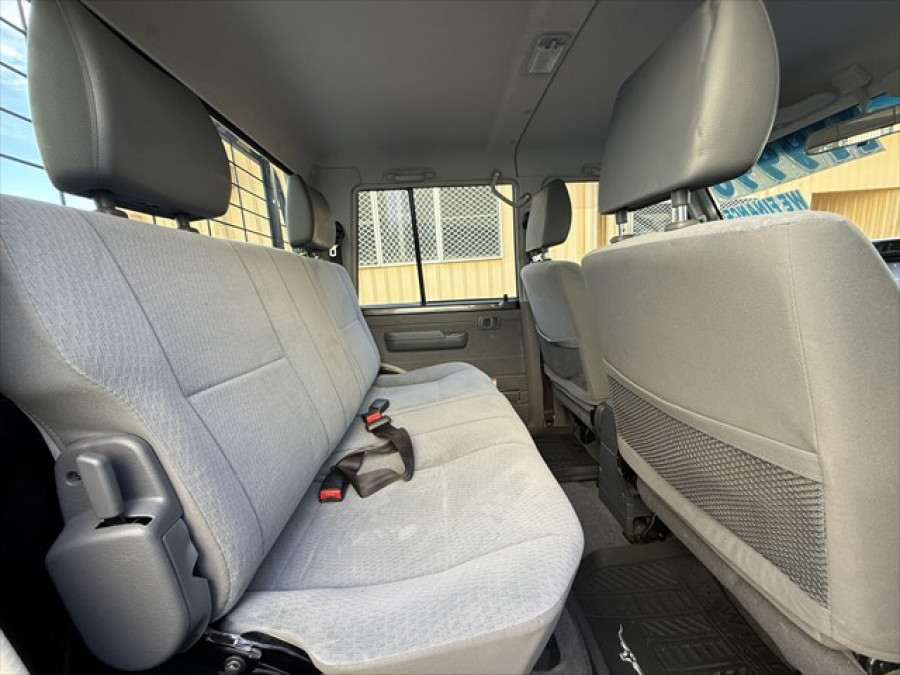 2022 Toyota LandCruiser VDJ79R GXL Cab Chassis Image 11