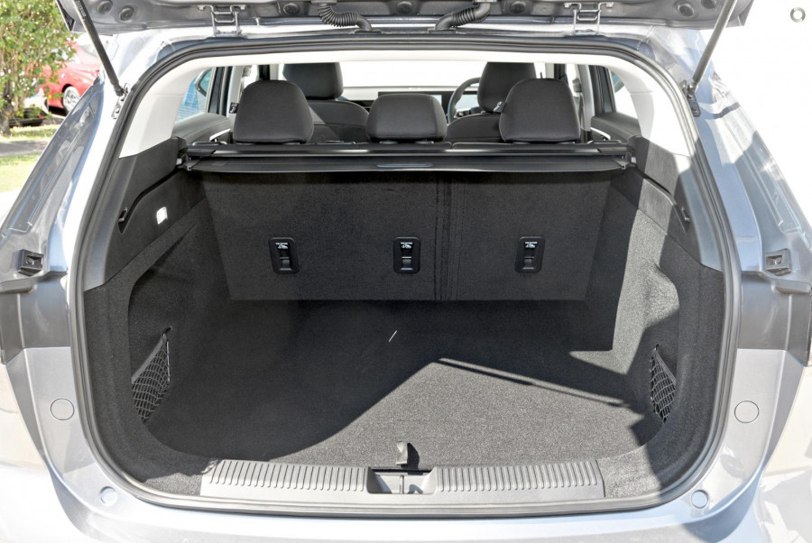 2025 MY24.5 MG HS AS33 Vibe SUV Image 9