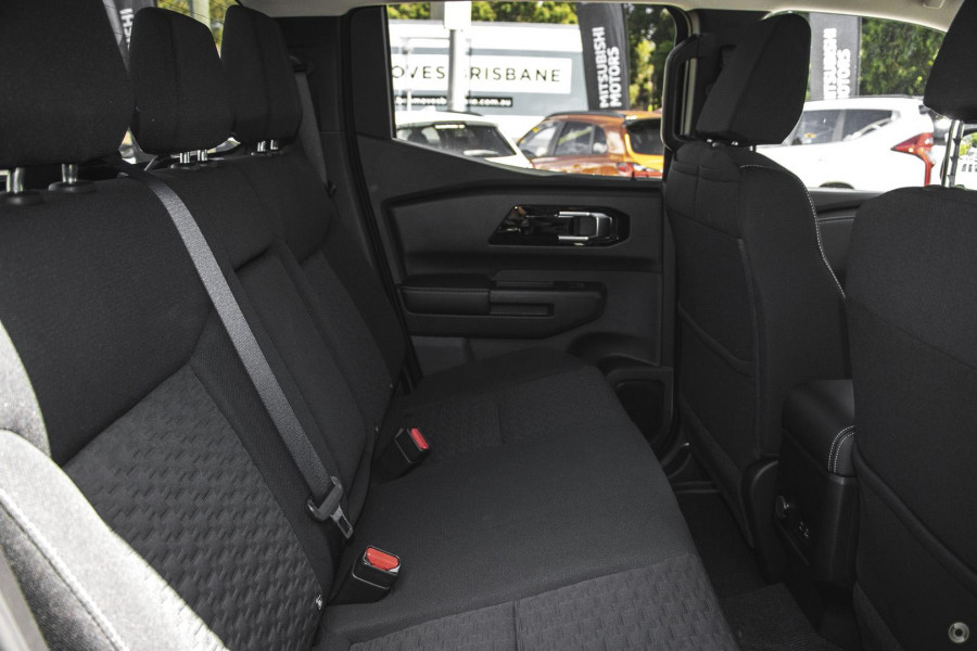 2025 Mitsubishi Triton MV GLS Ute Image 8