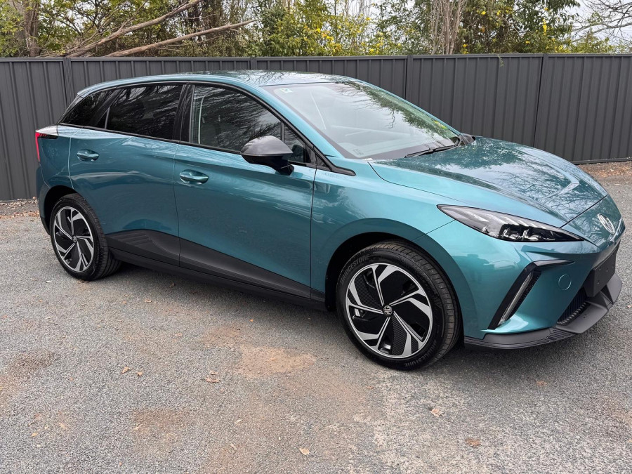 2026 MG MG4 AH4E Essence 64 Hatch Image 3