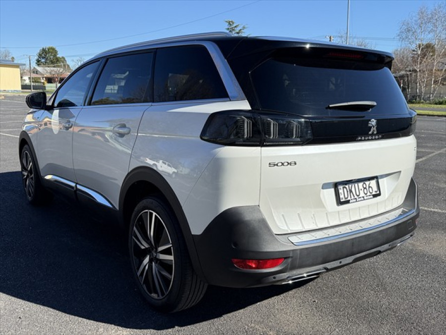2021 Peugeot 5008 P87 GT SUV Image 5